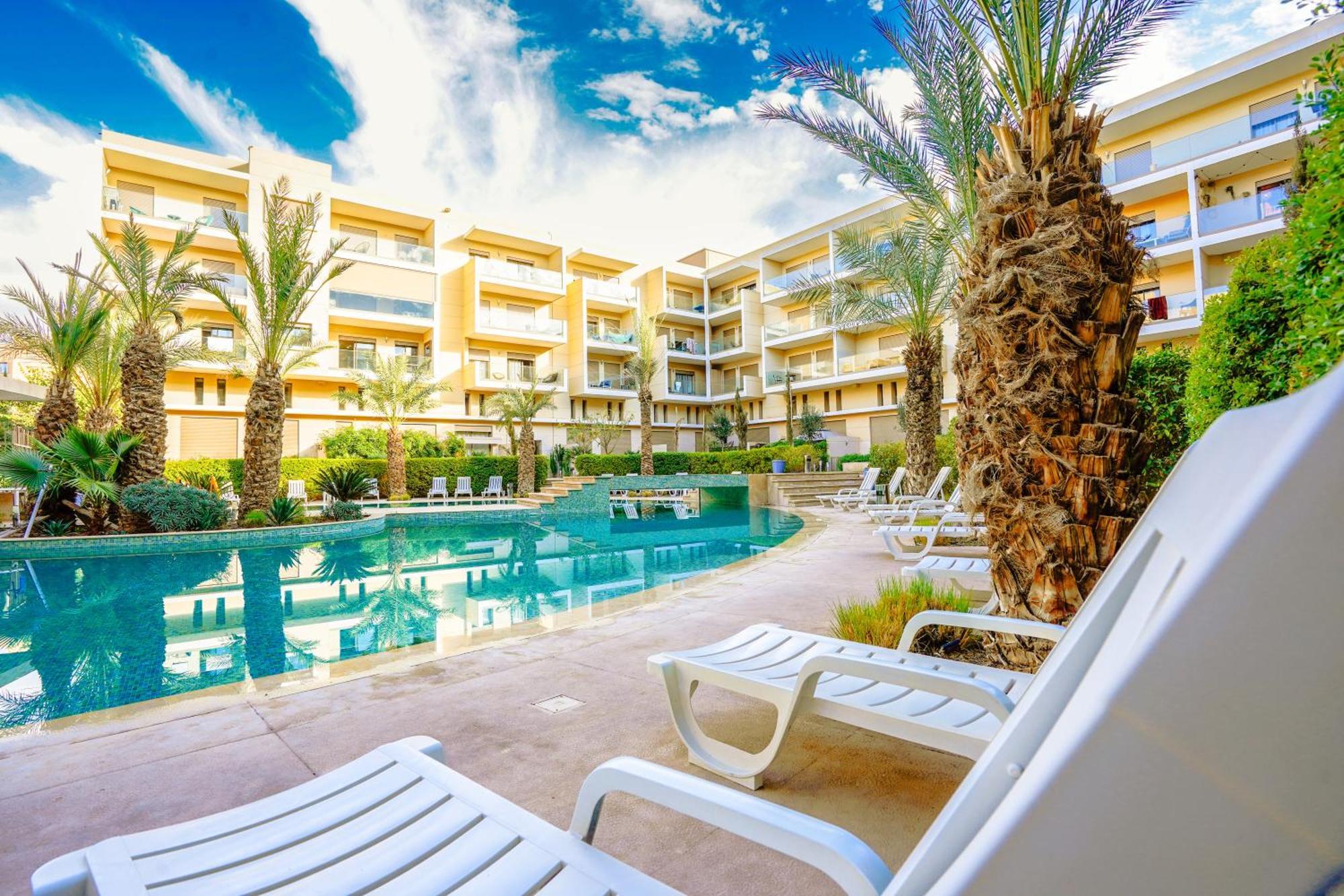 Apartment Pool Marrakech Marakeş Dış mekan fotoğraf